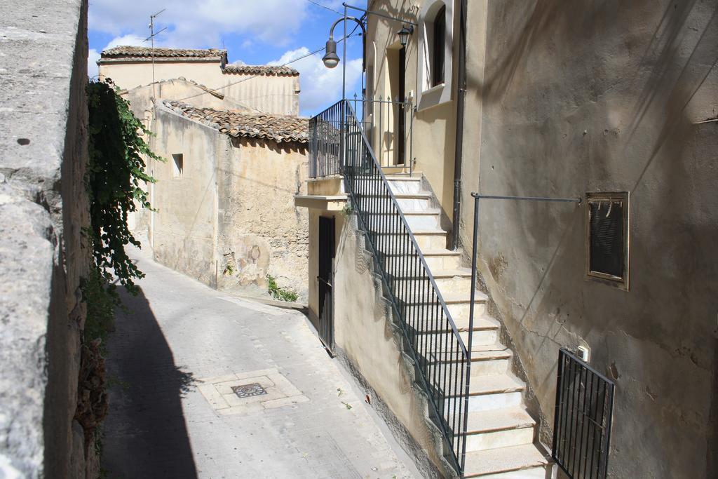 Appartamento Il Cappero Модика Экстерьер фото