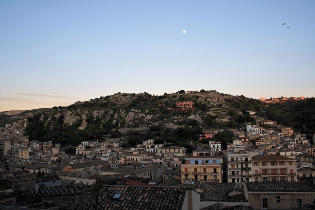 Appartamento Il Cappero Модика Экстерьер фото
